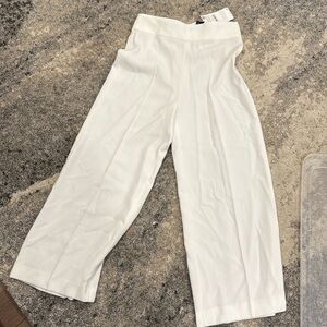 White Zara never worn dress pants size XS